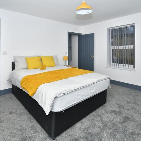 Townhouse @ 24 Brunswick Place Stoke Etruria Extérieur photo