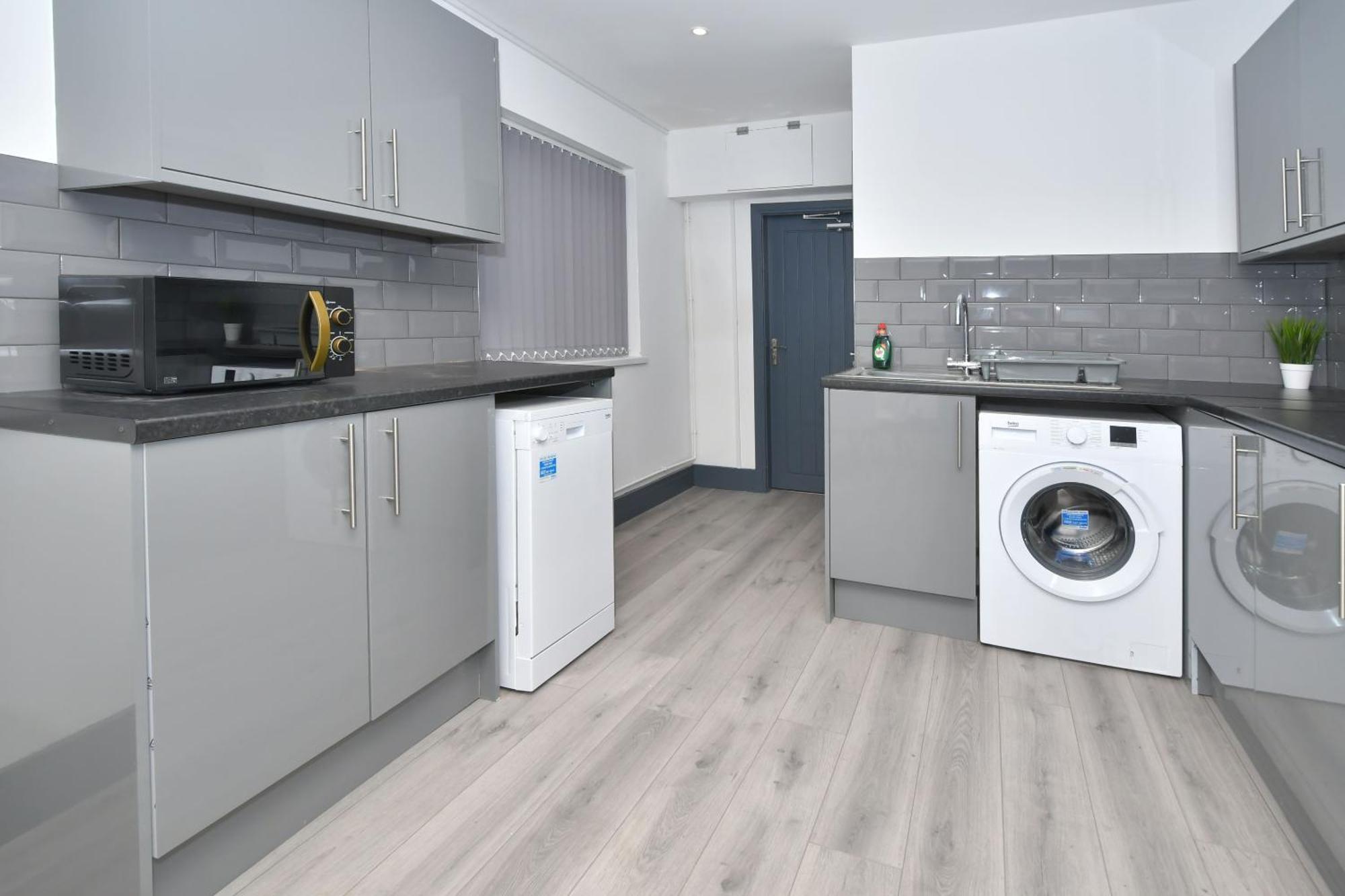 Townhouse @ 24 Brunswick Place Stoke Etruria Extérieur photo