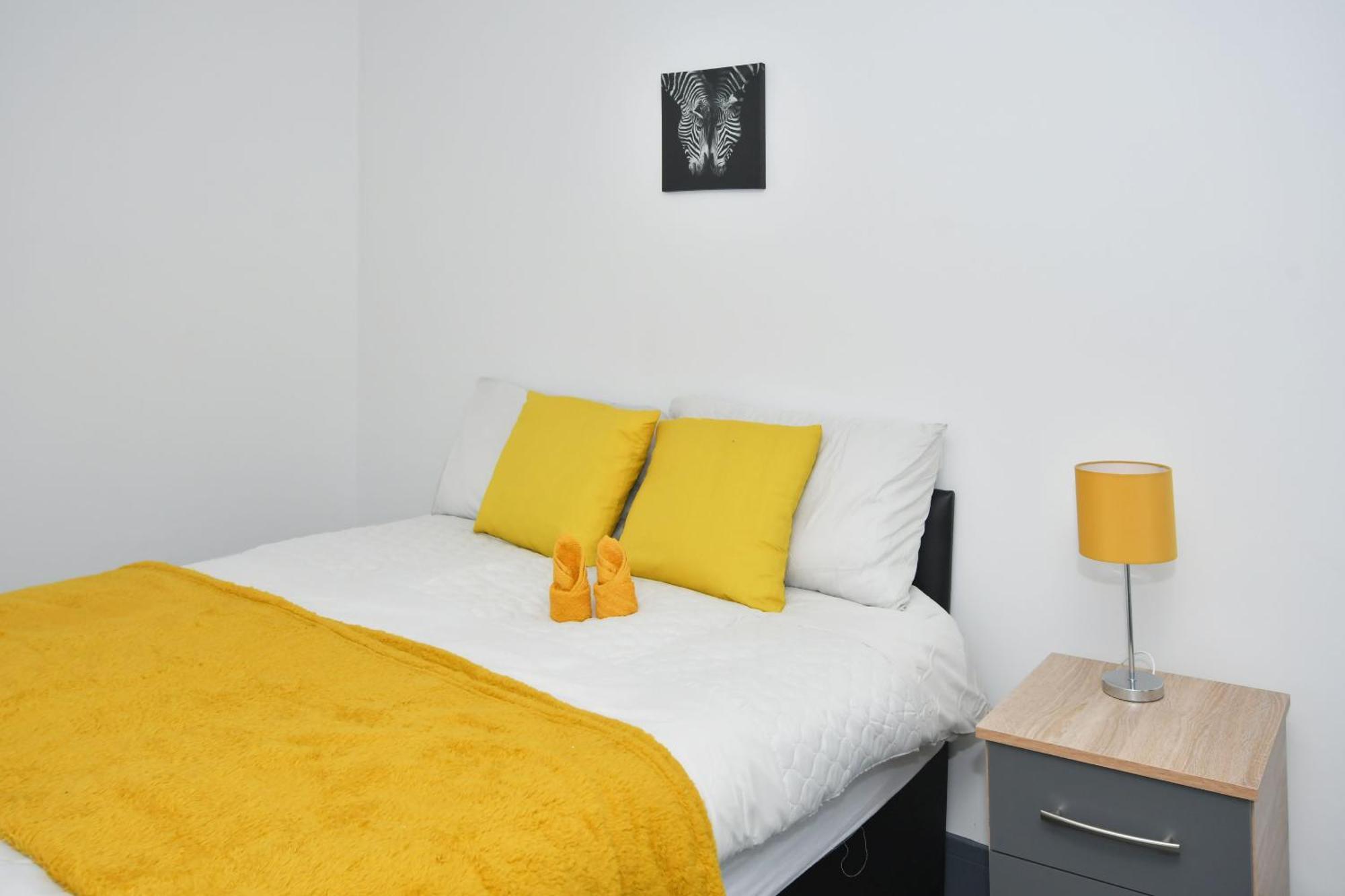 Townhouse @ 24 Brunswick Place Stoke Etruria Extérieur photo