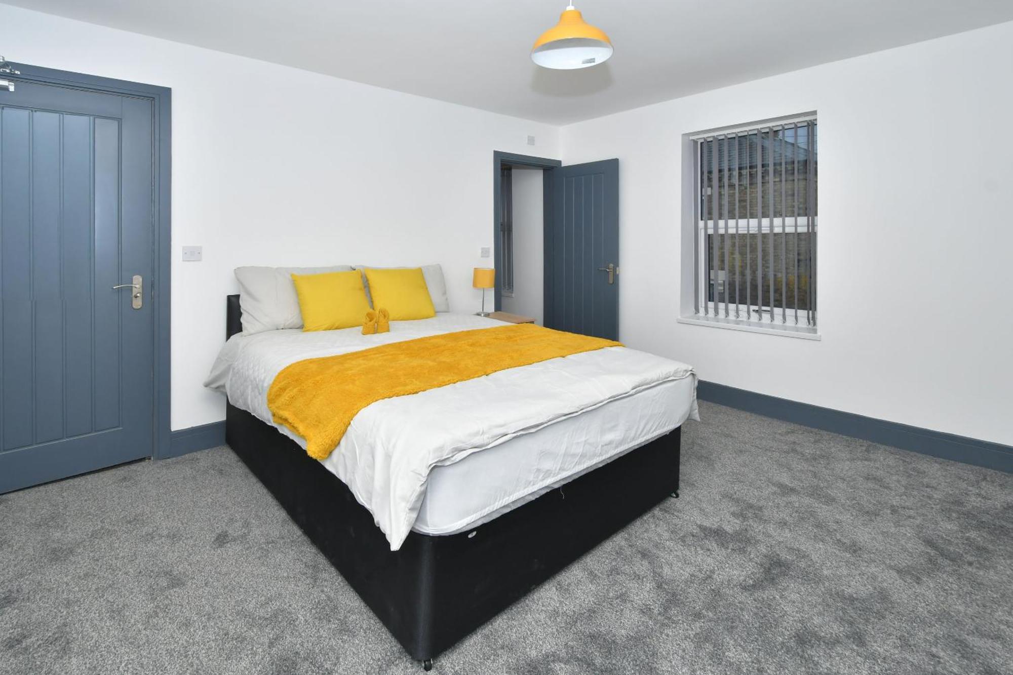 Townhouse @ 24 Brunswick Place Stoke Etruria Extérieur photo